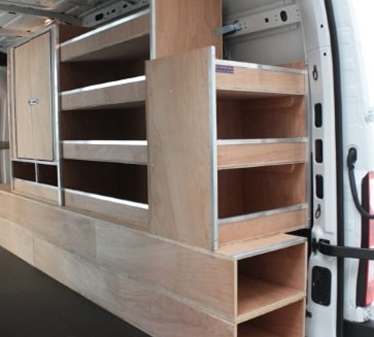 Exemple d’aménagements d’utilitaire en bois (3)